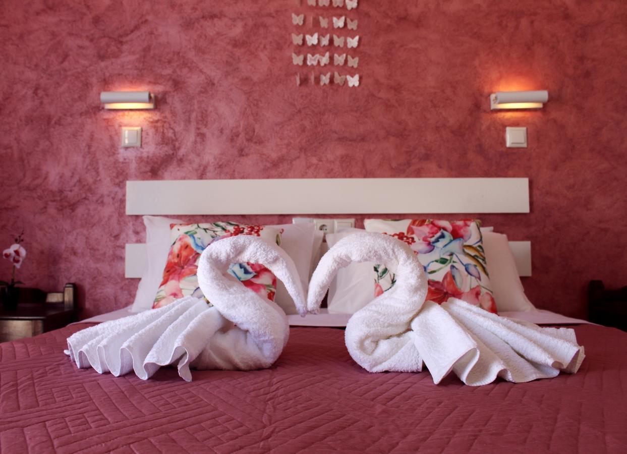 George'S Place Иос Экстерьер фото
