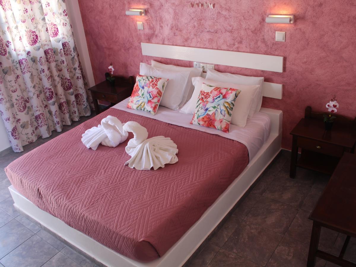George'S Place Иос Экстерьер фото